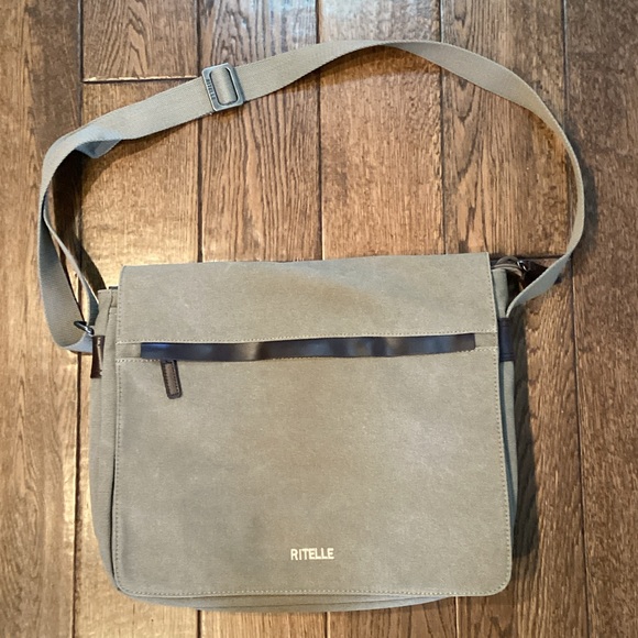 Other - Ritelle Khaki Large Messenger Bag